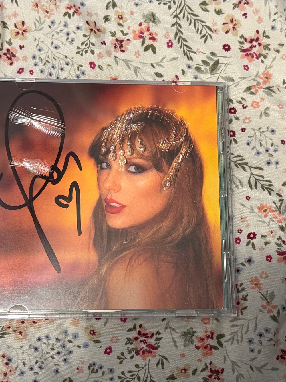 Signed Taylor Swift TLOAS cd